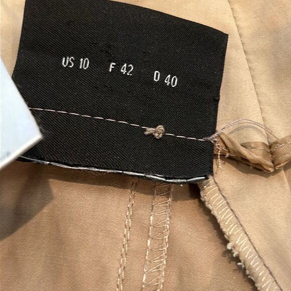 AKRIS tan khaki flat front pants with side, zipper/ two zipper pockets, size 10 - Picture 5 of 13